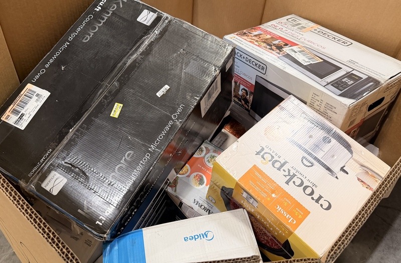 TGT Electronics Truckload - Image 3