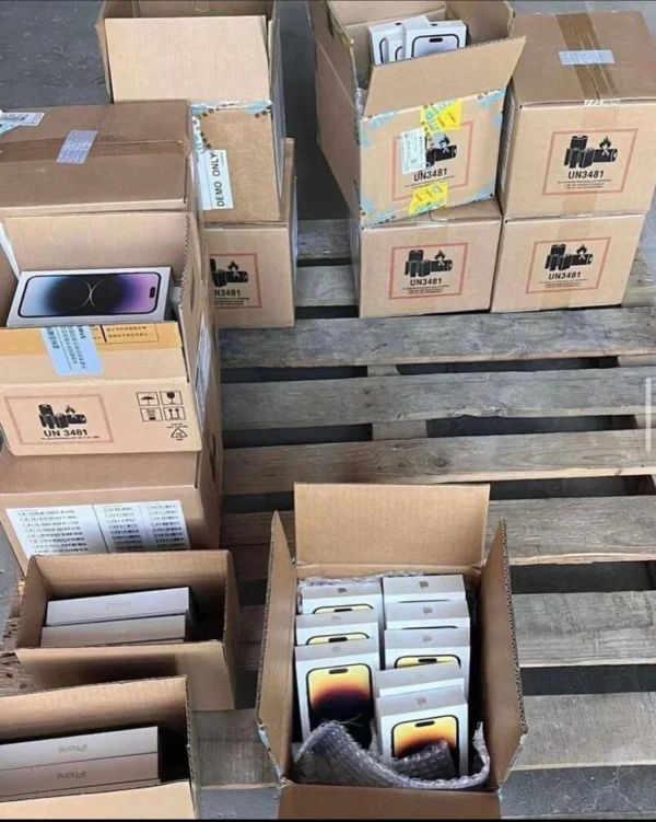 IPhone 15 Pro Max Pallets - Image 6