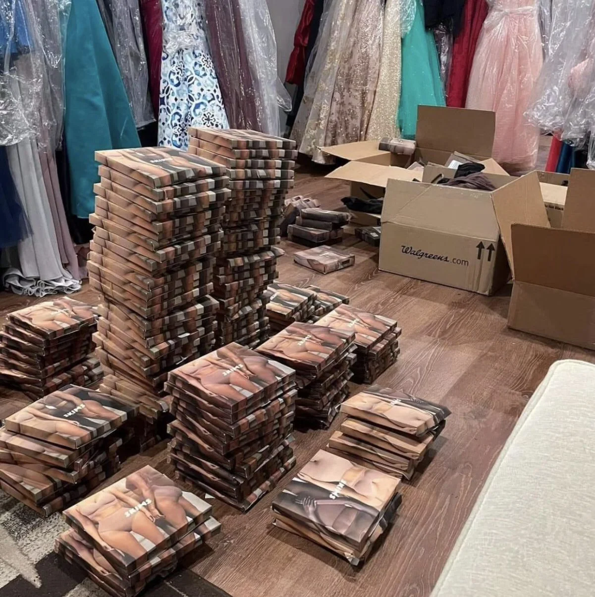 Wholesale Skims Clothing Pallet – 300 Pieces - Image 10